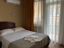 Atlantis  Hotel