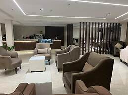SMO Suite Hotel
