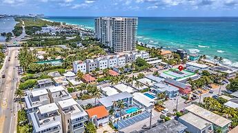 Modern Apt Near Beach Views & Wi-fi