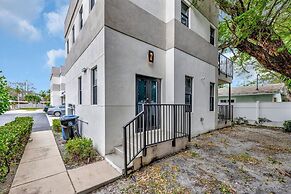 Townhome-10 mins to FTL Beach & Downtown