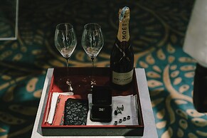 THE 9TH ELEMENT HOTEL