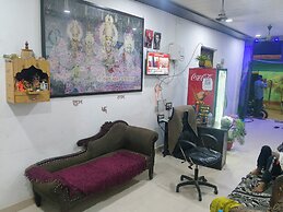 Arora Paying Guest House