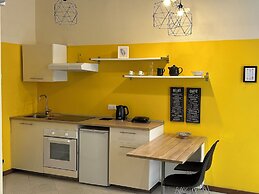Station Apartment West