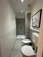 Station Apartment West