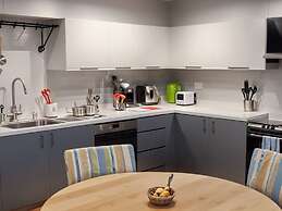 Melrose Rooftop Boutique Residences