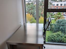 Melrose Rooftop Boutique Residences