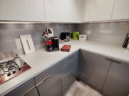 Melrose Rooftop Boutique Residences