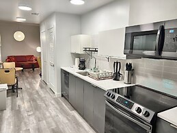 Melrose Rooftop Boutique Residences