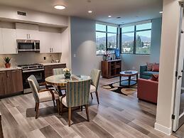 Melrose Rooftop Boutique Residences