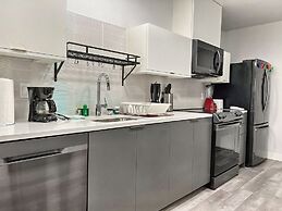 Melrose Rooftop Boutique Residences