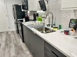 Melrose Rooftop Boutique Residences