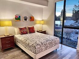 Melrose Rooftop Boutique Residences