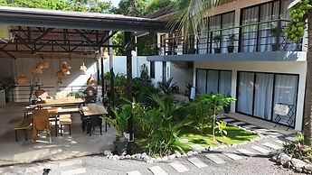 Aduana House