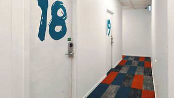 Silverfern Backpackers