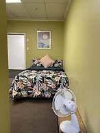 Silverfern Backpackers