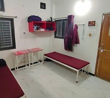 AkolaHostels