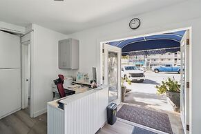 Beautiful 1 Bed Beach Condo #224 1 Bedroom Condo by Sunset Shores Cond