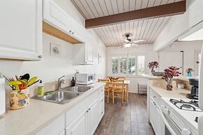 Beautiful 1 Bed Beach Condo #224 1 Bedroom Condo by Sunset Shores Cond