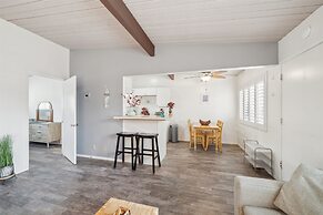 Beautiful 1 Bed Beach Condo #224 1 Bedroom Condo by Sunset Shores Cond