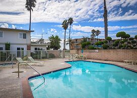 Beautiful 1 Bed Beach Condo #224 1 Bedroom Condo by Sunset Shores Cond