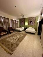 Shelton Rezidor Hotel Kumrat