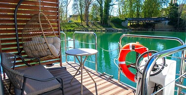 L'Escale Royale Poissy Ile de Migneaux