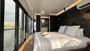 L'Escale Royale Poissy Ile de Migneaux