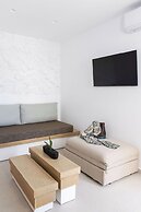 Kalea Suites