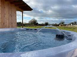 Bristol Escape Cabin With Stunning Views