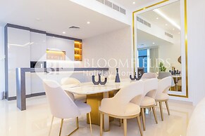 Bloomfields 4PluseMaid Royal Dana Villas