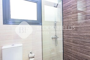 Bloomfields 4PluseMaid Royal Dana Villas