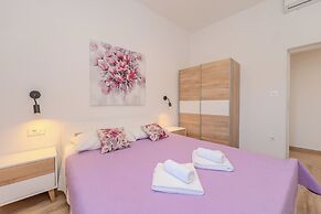 Apartments Batela
