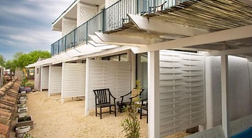 The Moon Villas