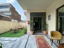 VIP Express Peshawar