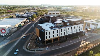 38 on Boulders Hotel