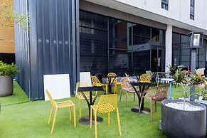 38 on Boulders Hotel