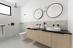 The Otto by Urban Rest