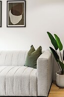Hall St Apartments by Urban Rest