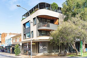 Hall St Apartments by Urban Rest