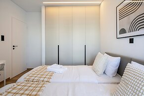 Bloom 2-Bedroom Apartment in Athens