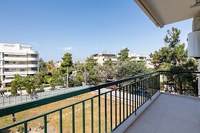 Bloom 2-Bedroom Apartment in Athens
