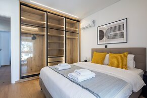 Bloom 2-Bedroom Apartment in Athens