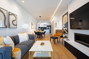 Bloom 2-Bedroom Apartment in Athens