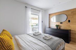 Bloom 2-Bedroom Apartment in Athens