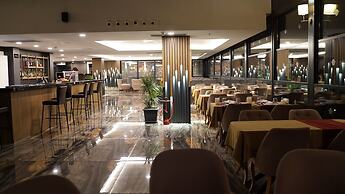 Maril Otel