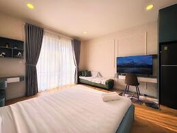 9Trip Sunrise Riverside