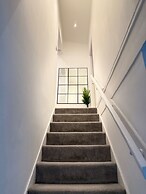 Harlow Cozy 3-bed House Retreat
