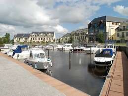 Leitrim Marina Hotel