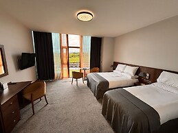 Leitrim Marina Hotel