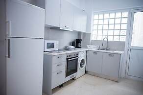 Grec Maison Piraeus by GrecCollection